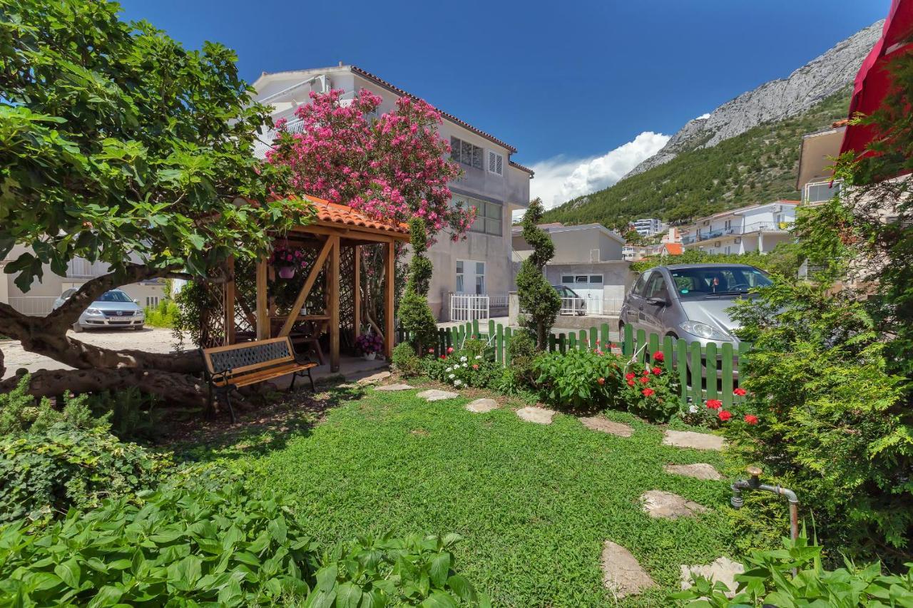 Apartmani Luna Baška Voda Kültér fotó