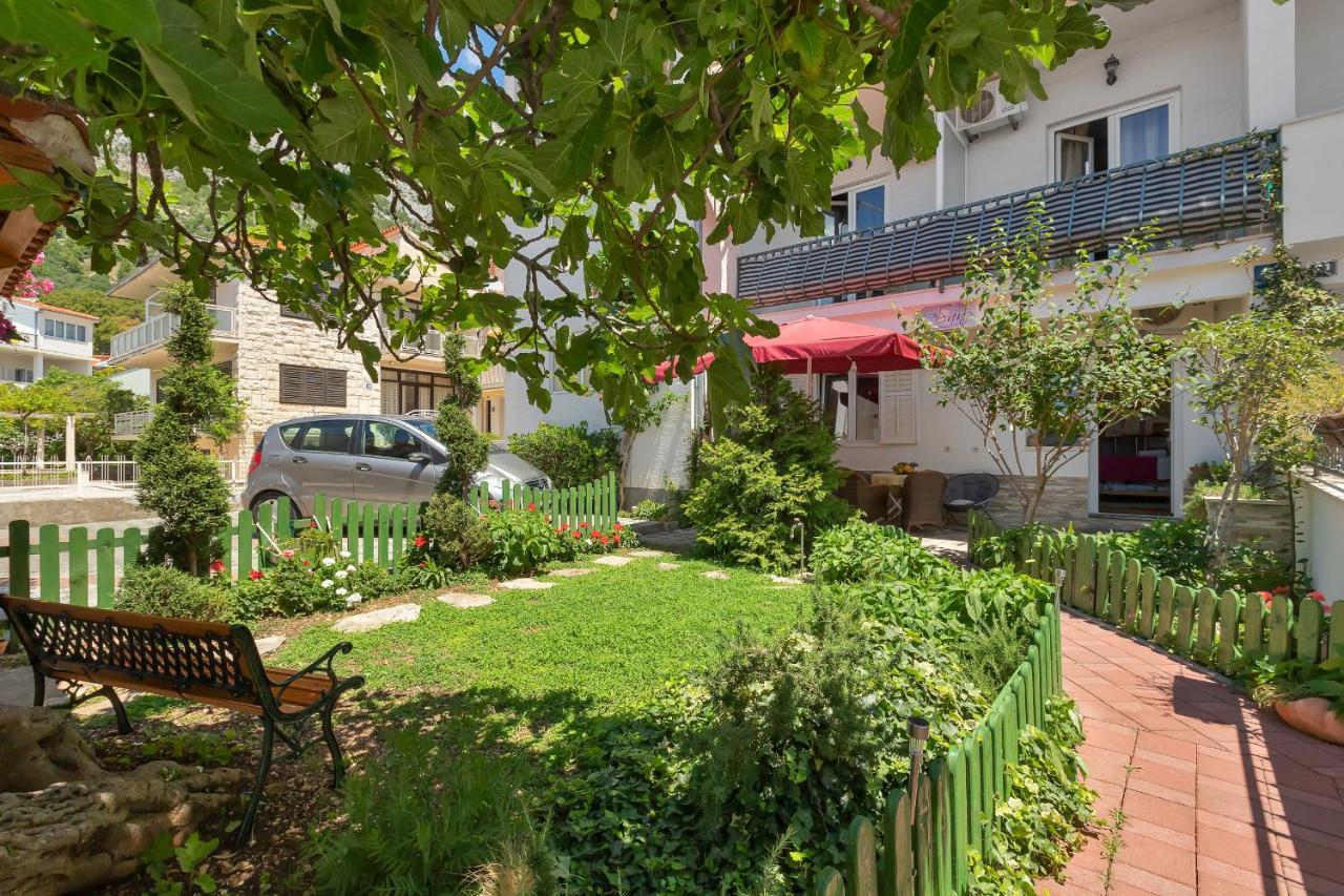 Apartmani Luna Baška Voda Kültér fotó