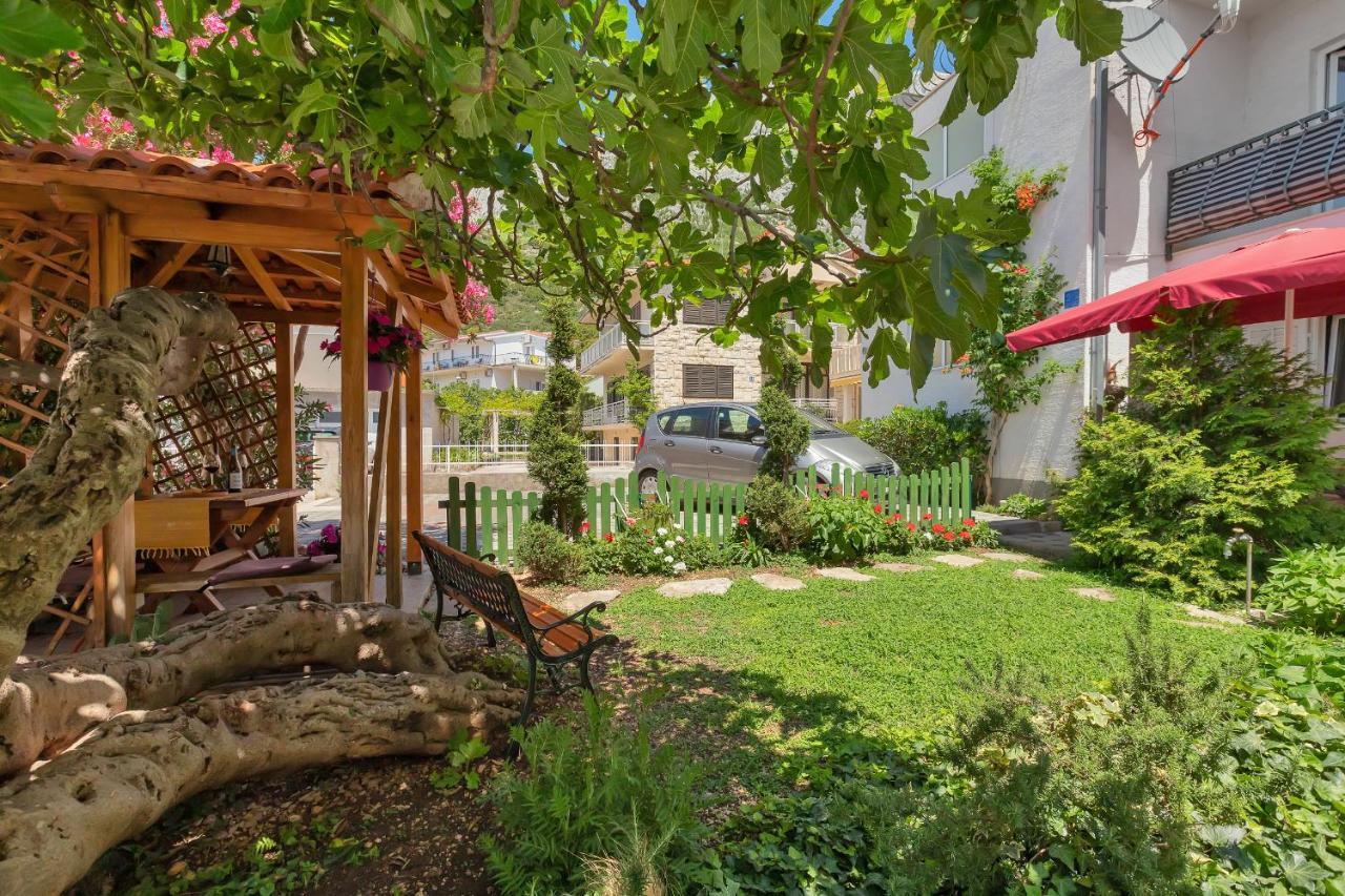 Apartmani Luna Baška Voda Kültér fotó