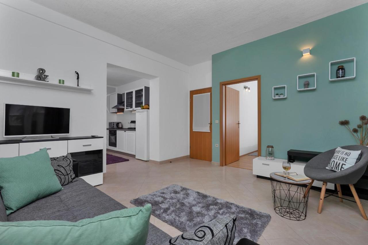 Apartmani Luna Baška Voda Kültér fotó