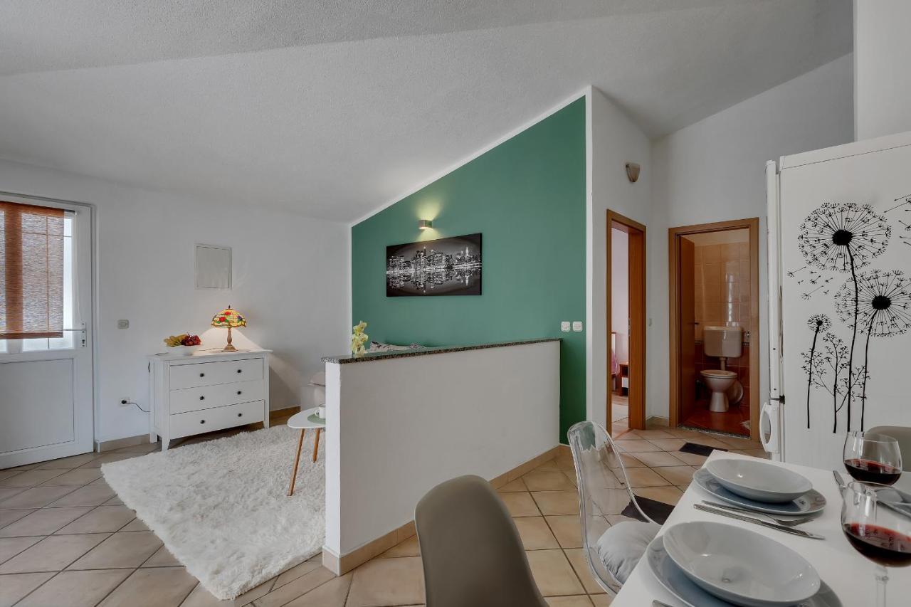 Apartmani Luna Baška Voda Kültér fotó