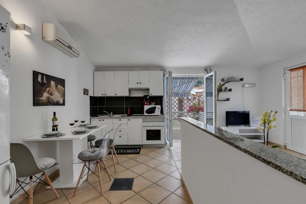 Apartmani Luna Baška Voda Kültér fotó