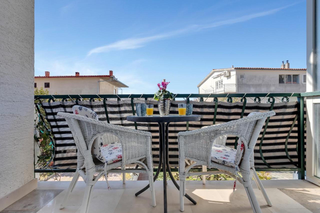 Apartmani Luna Baška Voda Kültér fotó