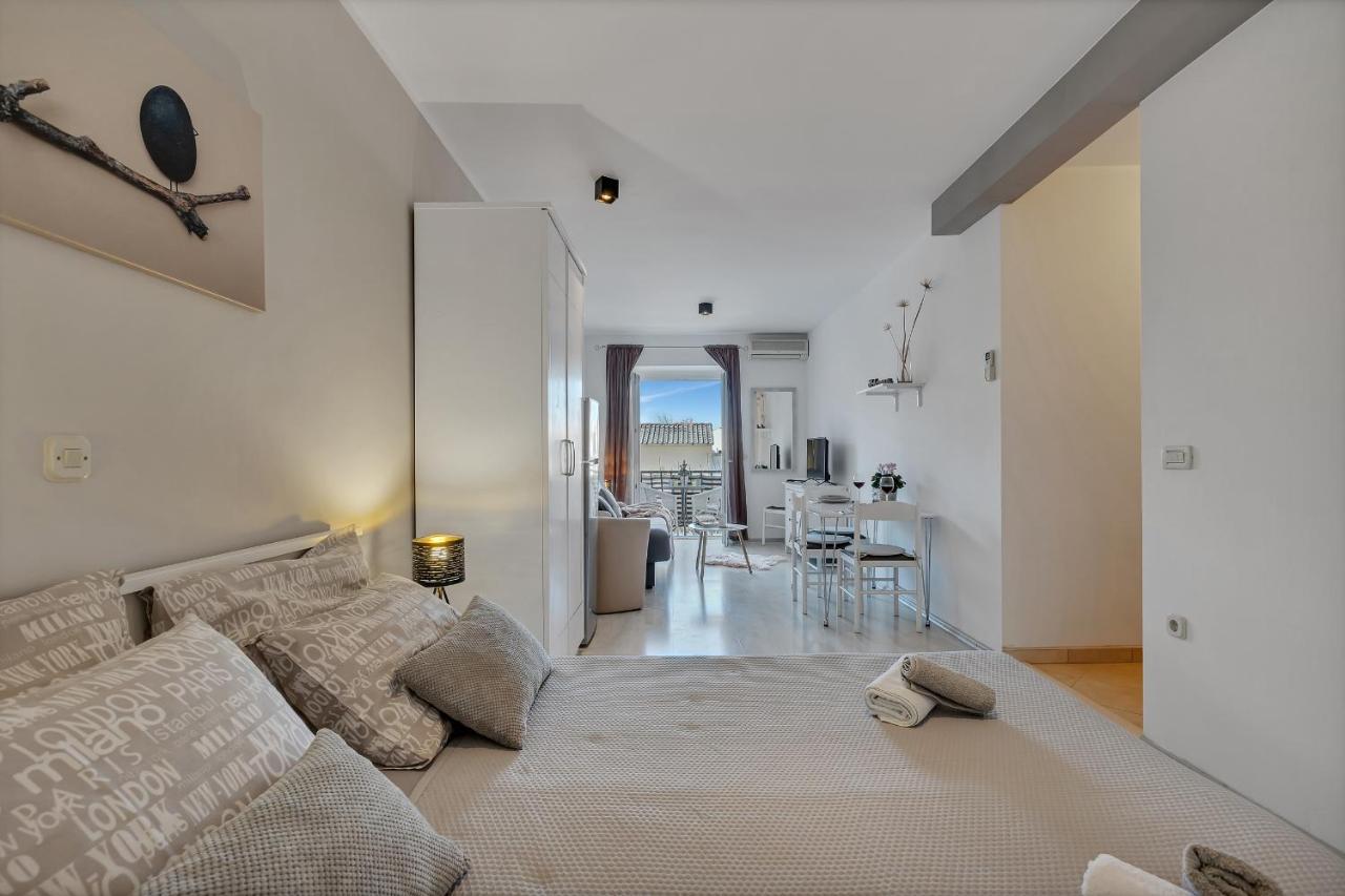 Apartmani Luna Baška Voda Kültér fotó